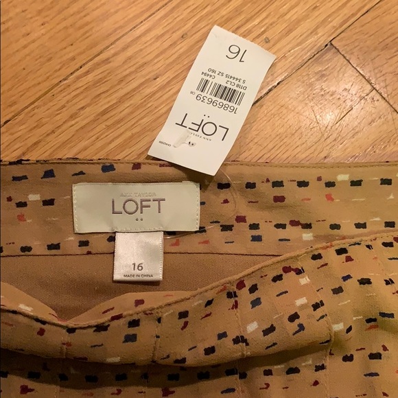 Ann Taylor LOFT Skirt - Picture 3 of 7